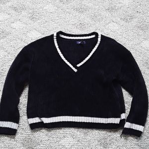 Forever 21 M black/ white sweater